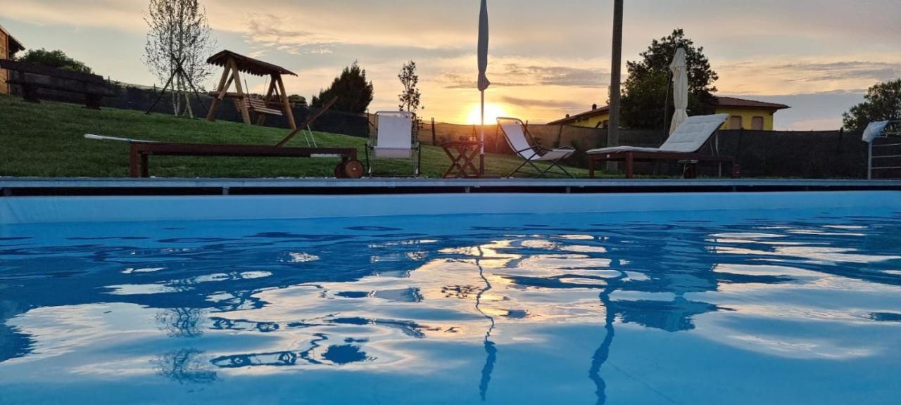 Casa Vacanza Con Piscina,Area Giochi Bambini. Santa Maria della Versa Dış mekan fotoğraf